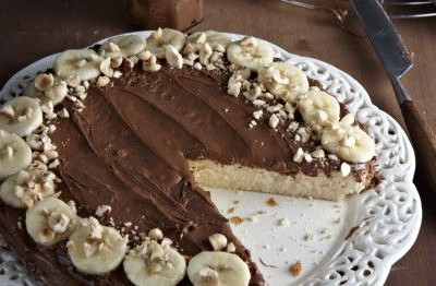 Παντεσπάνι πορτοκάλι με πραλίνα και μπανάνα