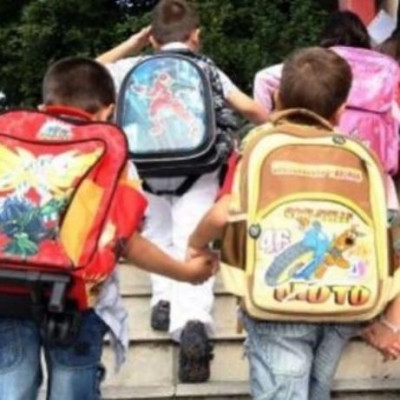 Ξεκίνησαν οι εγγραφές στα δημοτικά και νηπιαγωγεία για τη σχολική χρονιά 2015-2016!