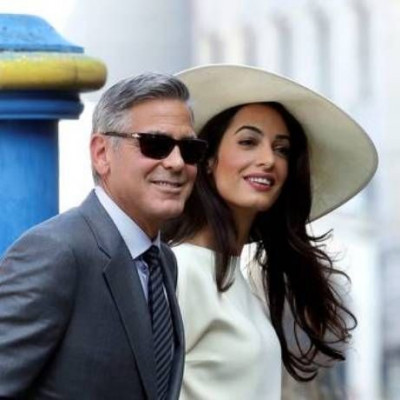 Είναι ασυναγώνιστος: Ο George Clooney έκανε την «έκπληξη» και η Amal... έλιωσε