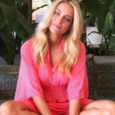 Δούκισσα Νομικού: Η selfie από το κρεβάτι της που έκανε το instagram να πάρει φωτιά!