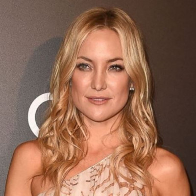 Η Κate Hudson απολαμβάνει τις ομορφιές της Σκιάθου για ακόμα ένα καλοκαίρι!