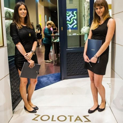 Τα λαμπερά εγκαίνια της έκθεσης «A Golden Odyssey» του οίκου ZOLOTAS