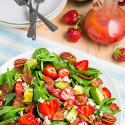 Αυτή η σαλάτα έχει όλα όσα θες: Είναι δροσιστική, χορταστική και πεντανόστιμη