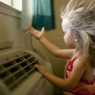 Μωρό και κλιματιστικό: Όλα όσα πρέπει να γνωρίζουμε