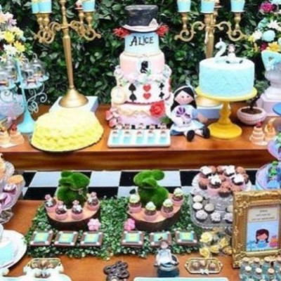 Ένα παραμυθένιο παιδικό πάρτι εμπνευσμένο από την «Αλίκη στη χώρα των θαυμάτων»