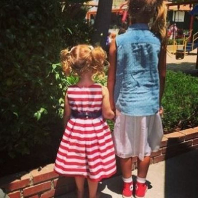 Αυτά τα κοριτσάκια είναι οι κόρες της... (εικόνα)