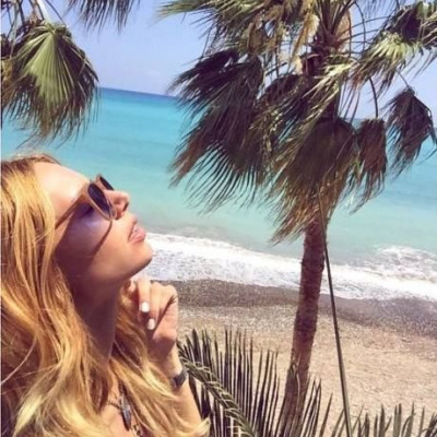 Η Έβελυν Καζαντζόγλου έκανε το απόλυτο beauty look του καλοκαιριού