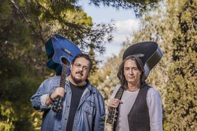 Ο Λαυρέντης Μαχαιρίτσας και ο Γιάννης Κότσιρας στο Θέατρο Βράχων