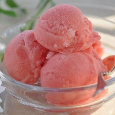 Συνταγή για παγωτό καρπούζι με μόνο 3 υλικά!