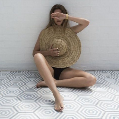 Sunny days: 6 + 2 τρόποι για να «νικήσεις» τις ζεστές ημέρες του καλοκαιριού