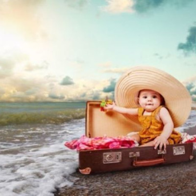 Διακοπές με τη μαμά ή τον μπαμπά; Από την ψυχολόγο Αλεξάνδρα Καππάτου