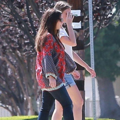 Επιτέλους ένα φυσιολογικό κορμί: Δείτε το σώμα της star λίγες εβδομάδες μετά τη γέννα