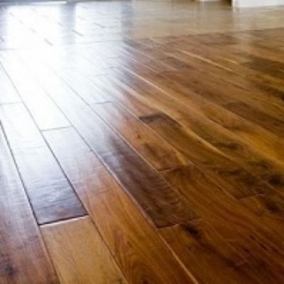 Πεντακάθαρο πάτωμα χωρίς καθάρισμα; Τα 5 tips που θα σας λύσουν τα χέρια!