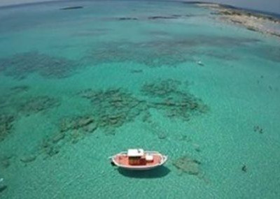 Το εξωτικό Ελαφονήσι σε ένα εκπληκτικό βίντεο από ψηλά!