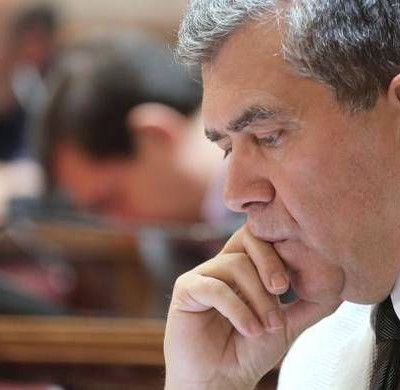 Μνημόνιο 3: Οι βουλευτές του ΣΥΡΙΖΑ που ψήφισαν ΟΧΙ και ΠΑΡΩΝ