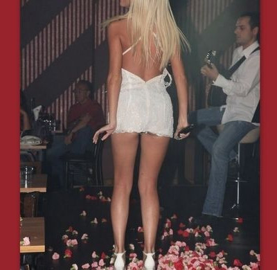 Το ξέσπασμα τραγουδίστριας στο Facebook: «Δε ξέρω πόσο ακόμα θα παραμείνω στη δουλειά...»!