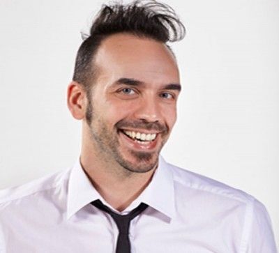 Ο Πάνος Μουζουράκης live στον Κήπο του Μεγάρου