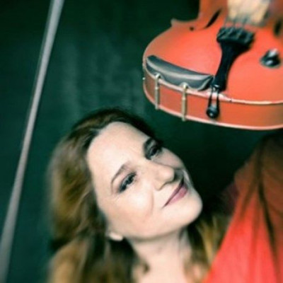 Η Ευανθία Ρεμπούτσικα για μία συναυλία στο Βεάκειο Θέατρο