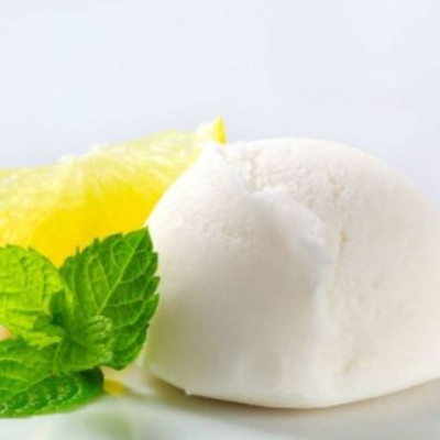 Συνταγή για το πιο εύκολο σορμπέ λεμόνι με δύο υλικά!