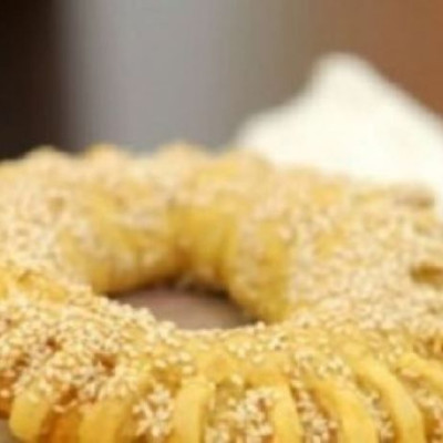 Συνταγή για πεντανόστιμο τυροκούλουρο εύκολα και γρήγορα!