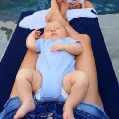 Αυτός είναι ο γιος της.... (εικόνα)