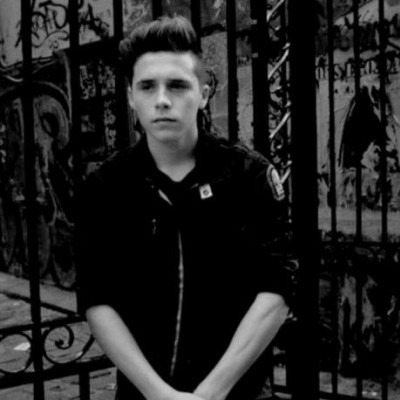 O Βrooklyn Beckham ερωτεύτηκε; Δείτε το κορίτσι που του έχει «κλέψει» την καρδιά