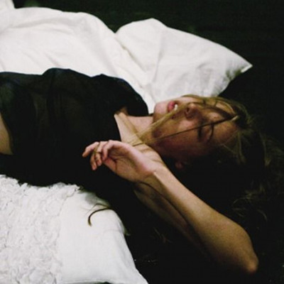 Πρώτο ραντεβού και σεξ: Πώς θα το κάνεις λιγότερο αμήχανο;