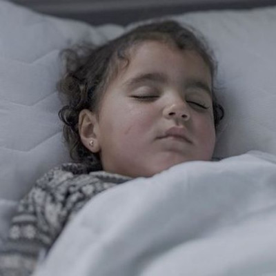 Σοκαριστικό: Δείτε πού κοιμούνται τα προσφυγόπουλα - Κάθε εικόνα και μία ιστορία ζωής