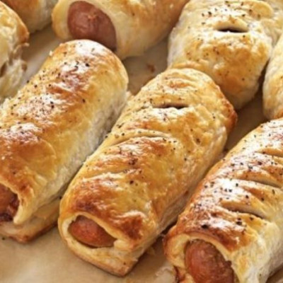 Ένα γρήγορο και νόστιμο σνακ για τα παιδιά: Ζουμερά λουκανοπιτάκια