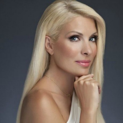 Με τι νυφικό θα θέλαμε να δούμε την Ελένη; Της προτείνουμε 10 διαφορετικά στυλ φορέματος!