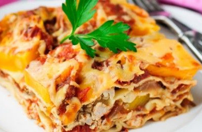 Λαζάνια με κοτόπουλο και ψητή κολοκύθα