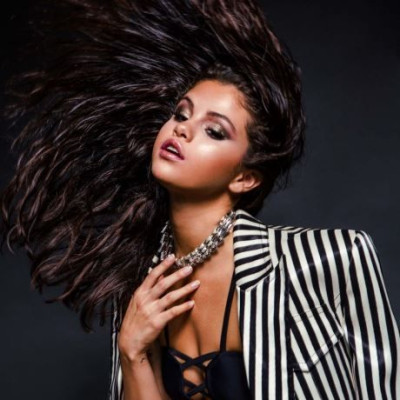 Η Selena Gomez επιτέλους μιλάει: Το σοβαρό πρόβλημα υγείας και οι χημειοθεραπείες