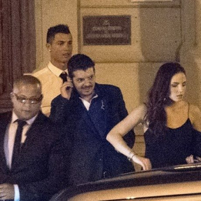 Wow! O πιο διάσημος εργένης βρήκε επιτέλους την επόμενη;