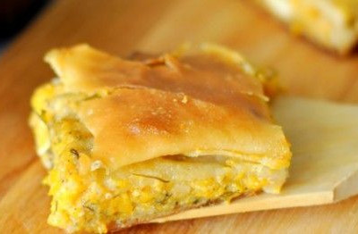 Κολοκυθόπιτα με κίτρινη κολοκύθα