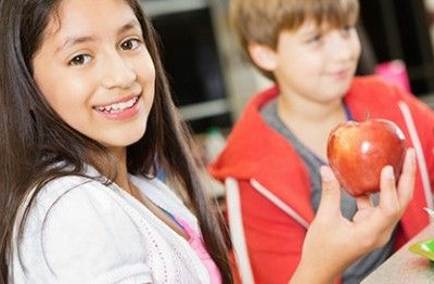 10 τρόποι για να τρώει το παιδί σας περισσότερα φρούτα & λαχανικά