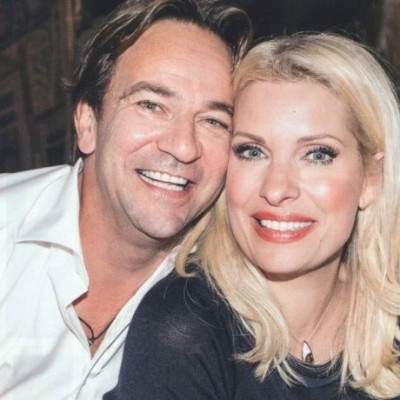 Ελένη Μενεγάκη- Μάκης Παντζόπουλος: Διασκέδασαν δίπλα στον Γιάννη Λάτσιο!