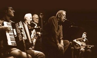 Οι Χειμερινοί Κολυμβητές για πρώτη φορά στη σκηνή του Half Note