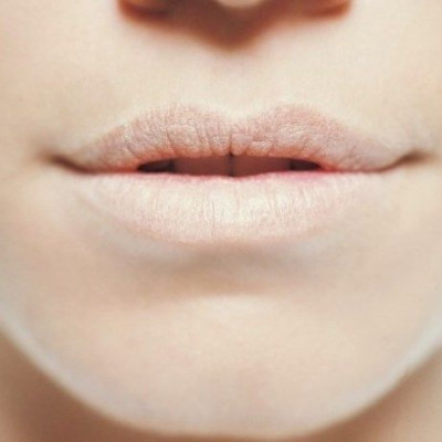 To πιο απλό τρικ για τα σκασμένα χείλη