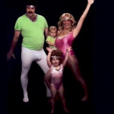 Από το 2003 δημιουργούν αστεία χριστουγεννιάτικα οικογενειακά πορτρέτα. Το αποτέλεσμα;