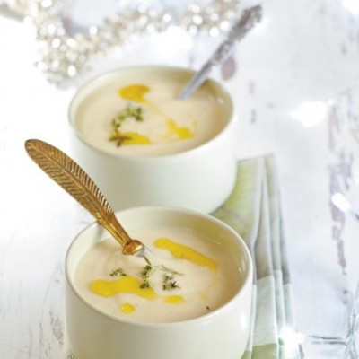 Βελουτέ πατάτας με λάδι τρούφας