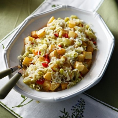 Πρασοτηγανιά πατάτας με μυζήθρα