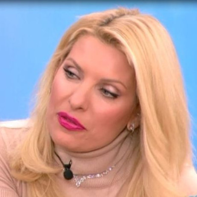 H αποκάλυψη της Μενεγάκη για το ταξίδι της: Η δυσκολία και η βοήθεια των παιδιών της