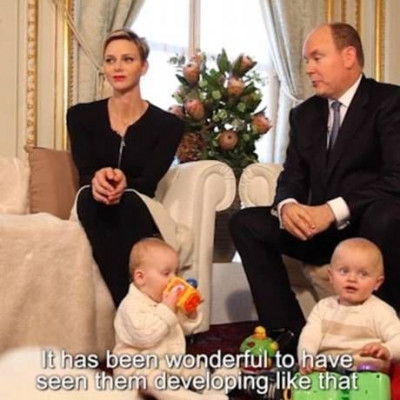 Ο Αλβέρτος του Μονακό και η οικογένεια του προσπαθούν να μοιάζουν κανονικοί