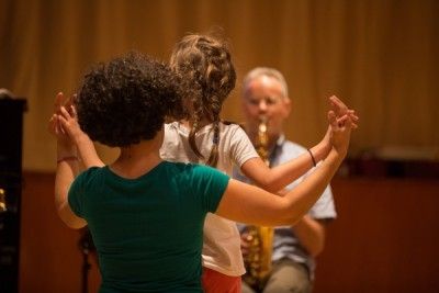 Η μουσική αγαπάει τον αυτισμό: Η Στέγη ταξιδεύει στο Βόλο