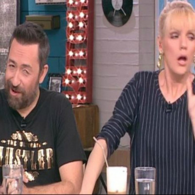 Αποκάλυψη Σταμάτη:Έψαξε το κινητό γνωστής Ελληνίδας και επιβεβαιώνει ότι έχει σχέση