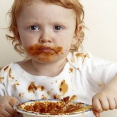 Πώς να απομακρύνετε το λεκέ από σάλτσα ντομάτας