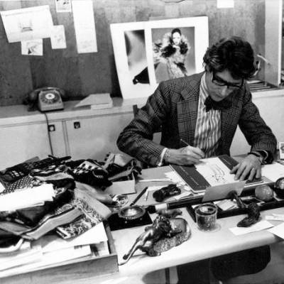 Θέλεις να μπεις στο ατελιέ του Yves Saint Laurent; Τώρα μπορείς!