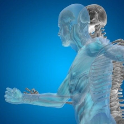 Το ρόφημα που προστατεύει τα οστά και μειώνει τον κίνδυνο για κάταγμα