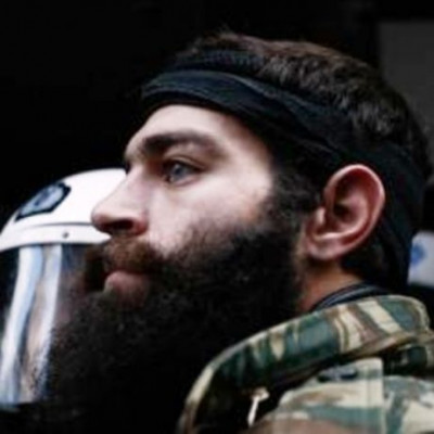 Τρελαίνει πάλι την Αθήνα ο sexy Κρητικός - «Εμείς δεν «κ@λώνουμε, να το κατέχετε»