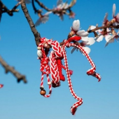 Το «βραχιολάκι του Μάρτη» - Η ιστορία πίσω από το ξεχωριστό αυτό έθιμο